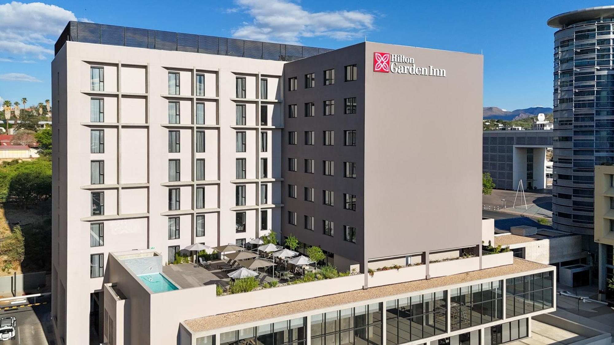 Hilton Garden Inn Виндхук Экстерьер фото